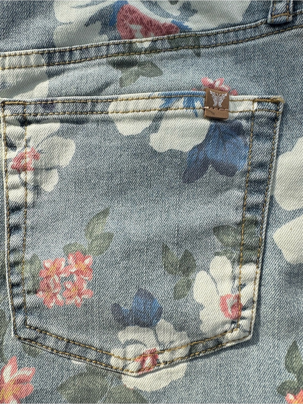 Jessica Simpson Ginger High Rise Floral Denim Shorts Size 6 NWT - Picture 7 of 17
